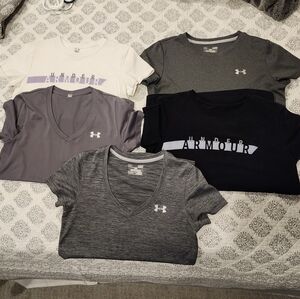 Bundle of 5 Women's Under Armour Short Sleeve Tees